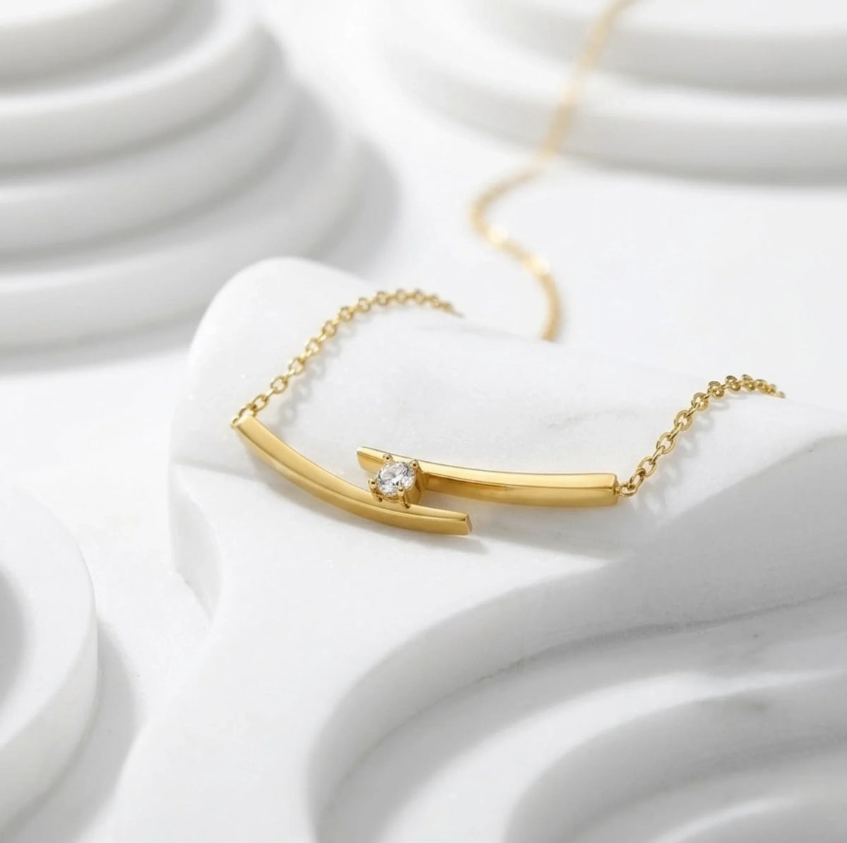 Collier Alison
