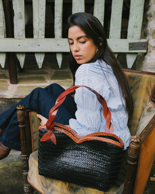 Léafa - Handwoven Leather Shoulder Bag | Brown & Black