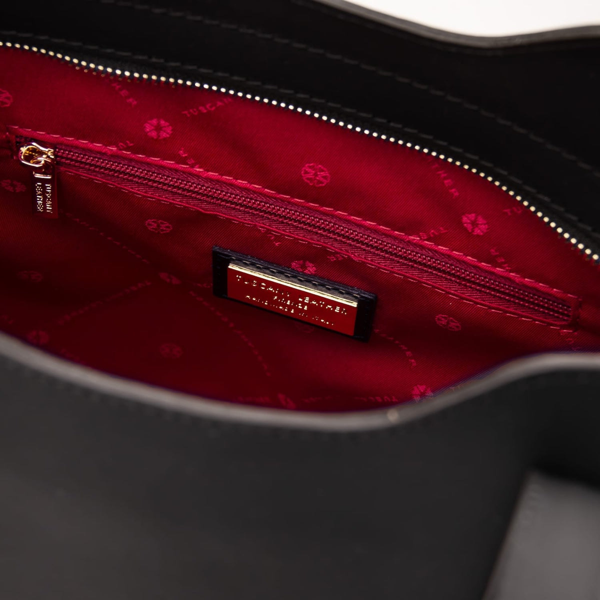 Olimpia - Matte leather tote