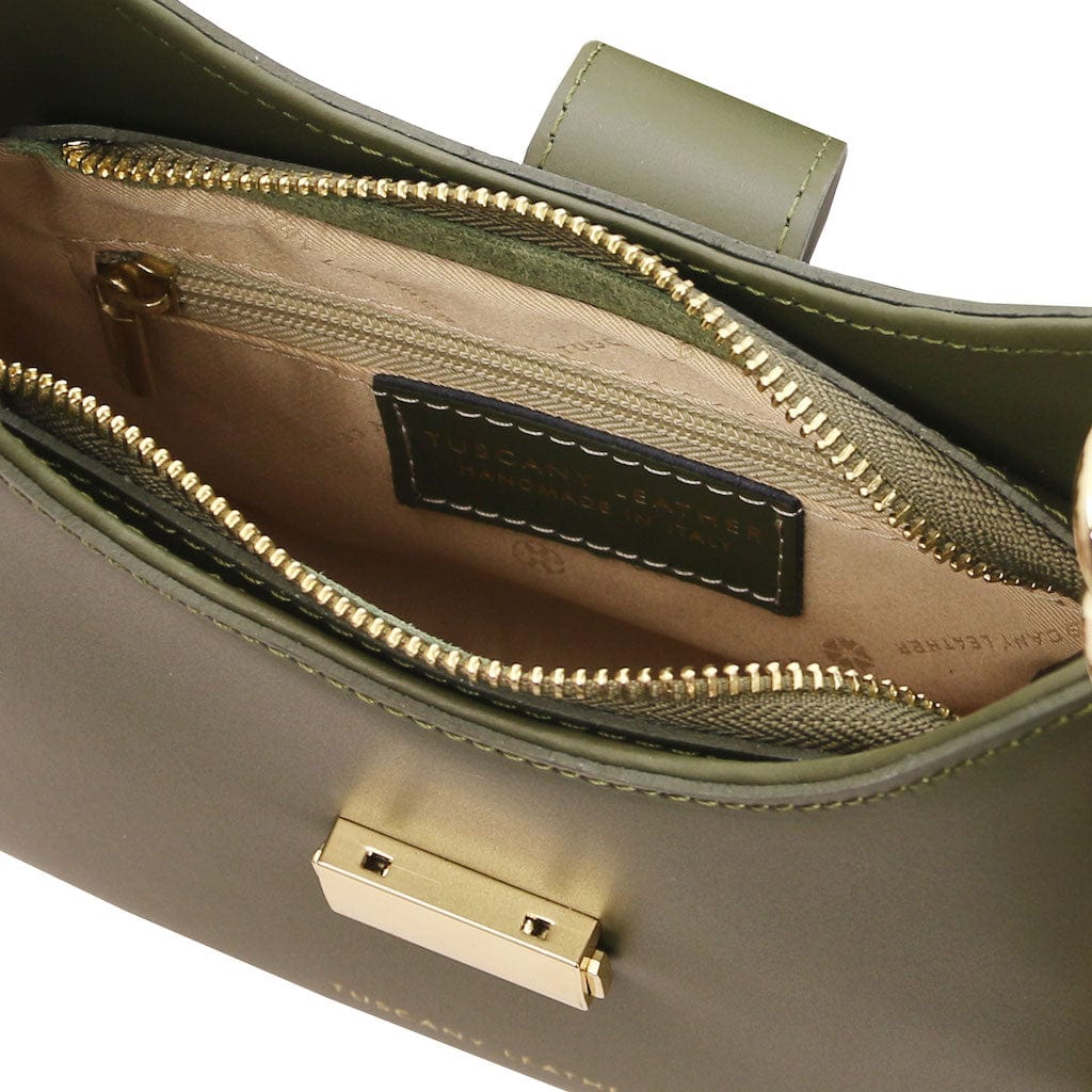 Calipso - Leather shoulder bag with leather and chain strap | TL142254 - Premium Leather handbags - Just €97.60! Shop now at San Rocco Italia