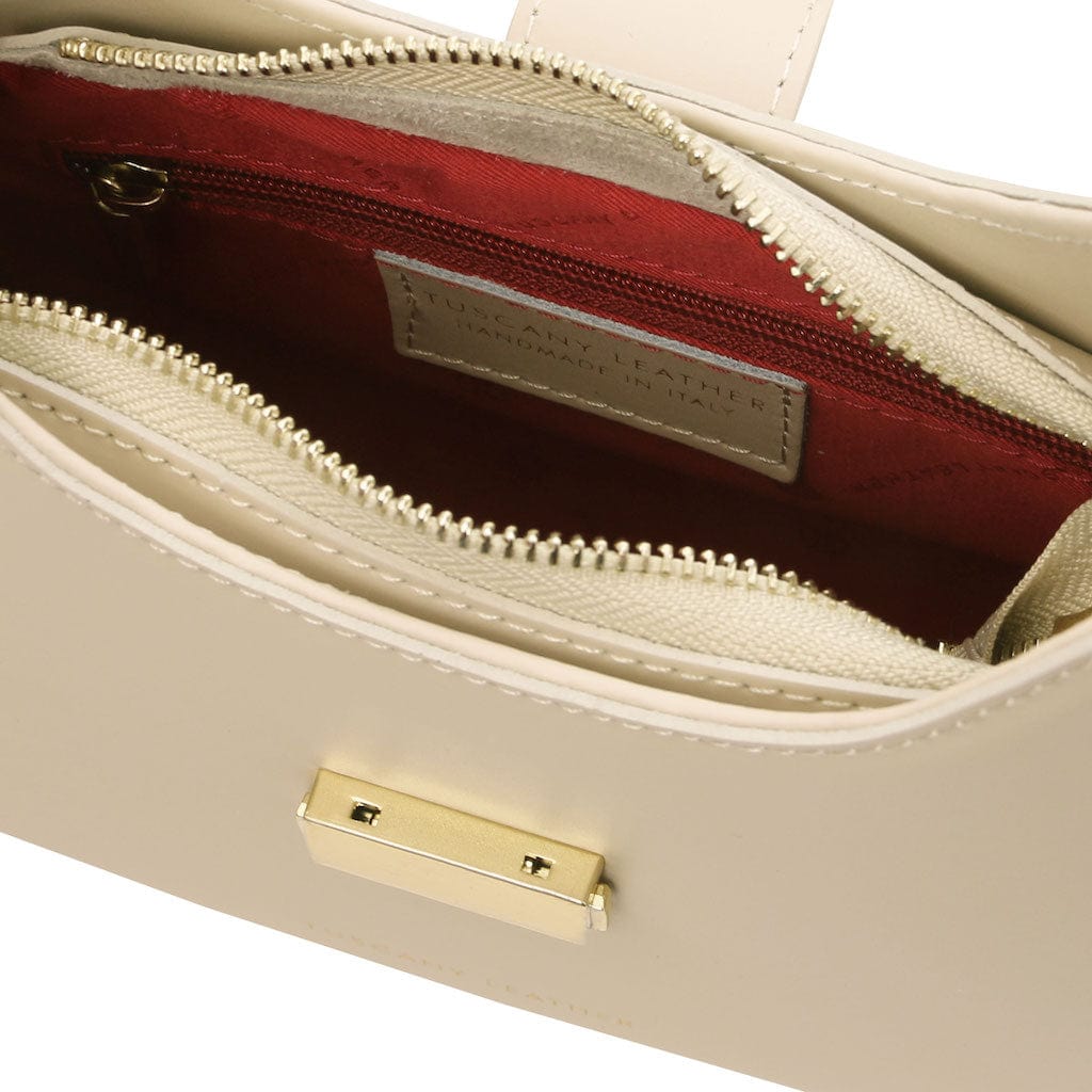 Calipso - Leather shoulder bag with leather and chain strap | TL142254 - Premium Leather handbags - Just €97.60! Shop now at San Rocco Italia