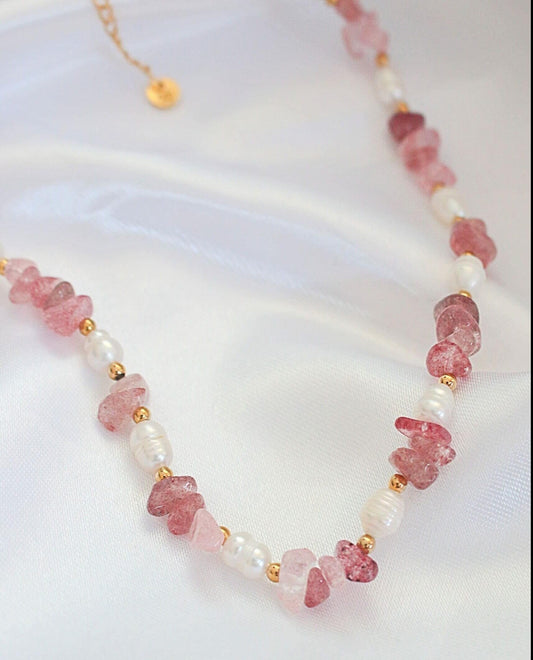 Necklaces Natural Strawberry Quartz Crystal & Freshwater Pearl Choker San Rocco Italia
