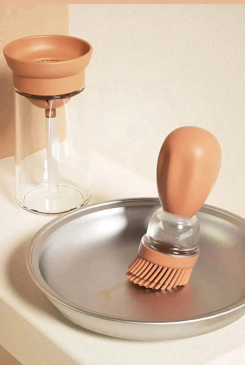 Oil Dispenser Bottle with Silicone Brush | 150 ml - Premium Oil Dispenser - Just €21.95! Shop now at San Rocco Italia