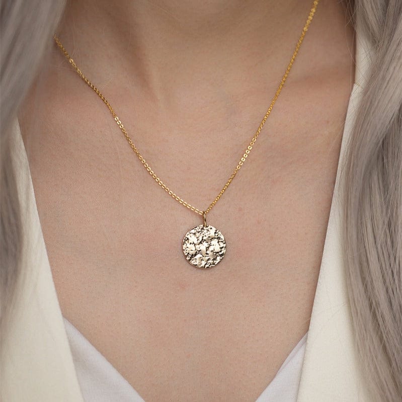 Custom Engraved Gold Necklace with Round Hammered Pendant | 14K Gold Filled - Pendant necklace - San Rocco Italia