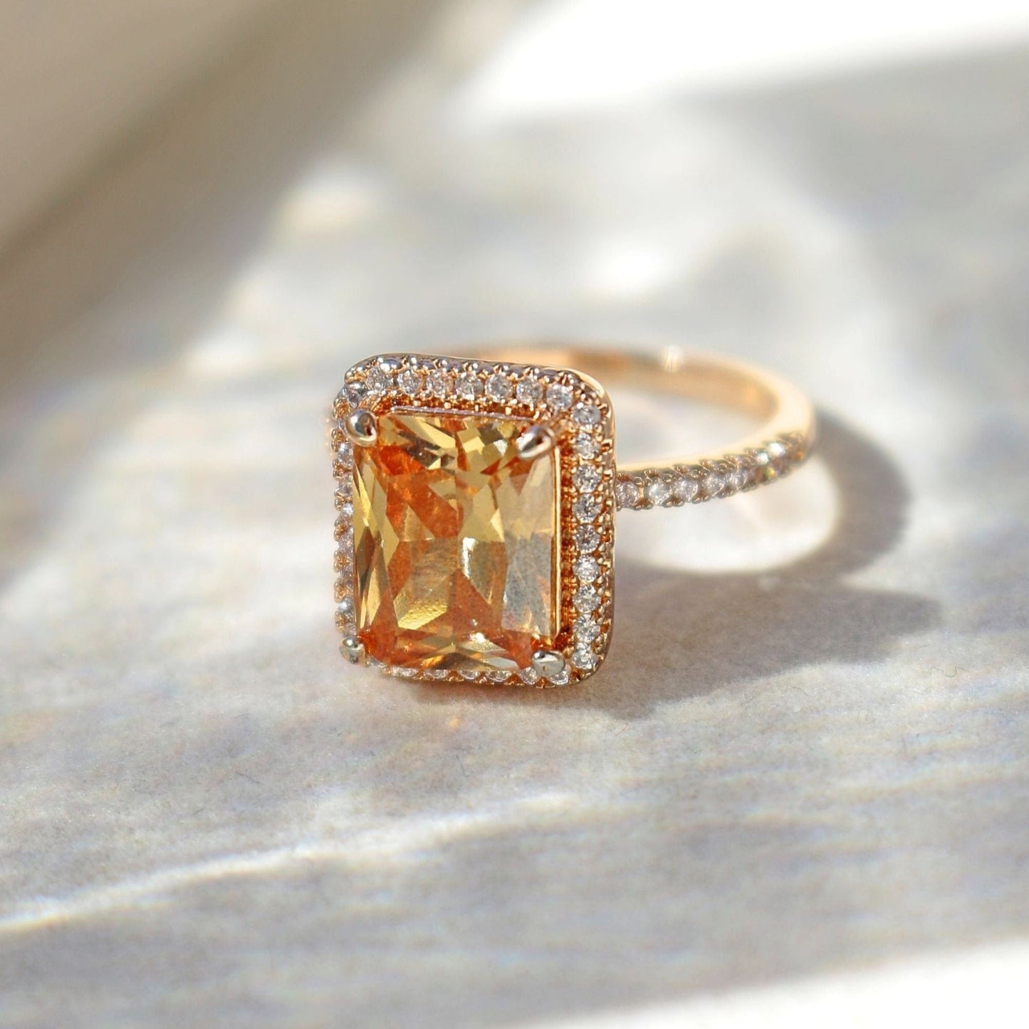 Champagne Halo Ring | 18K rose gold plated - Premium Rings - Just €50.95! Shop now at San Rocco Italia