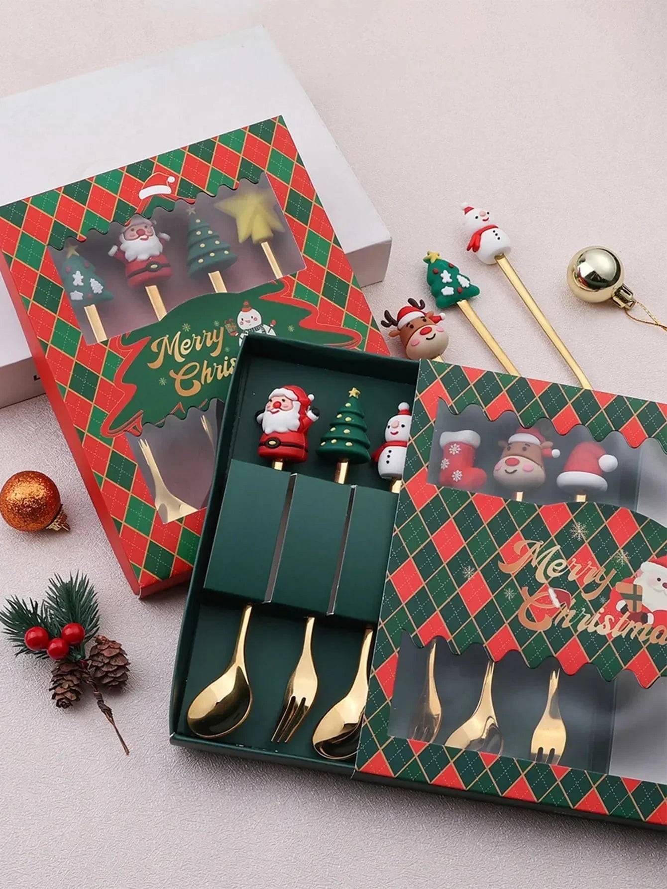 Stainless Steel Christmas Tea Spoons and Forks | Sets of 4/6Pcs - Premium - Just €15.95! Shop now at San Rocco Italia