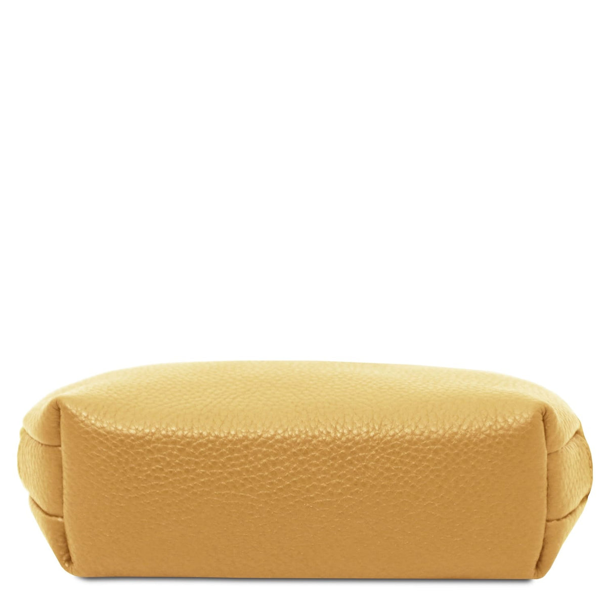 Soft cognac leather toiletry case with texture grainée and structured reccognacgular shape for travel organization.