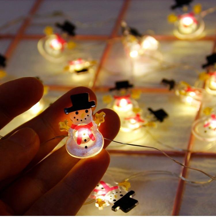 Snowflake, Christmas Tree, Snowman, Reindeer, and More Christmas Light - Premium Christmas Lights - Just €18.95! Shop now at San Rocco Italia