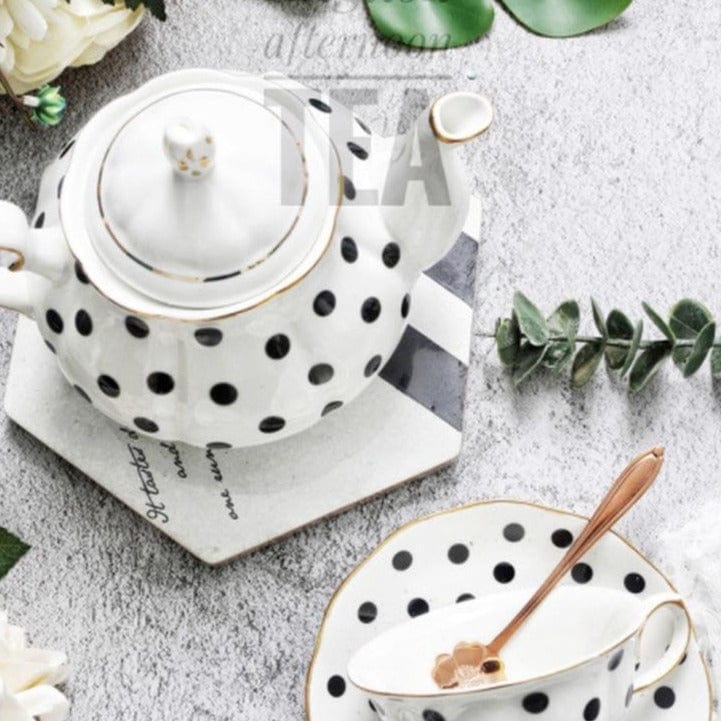 Retro Black and White Polka Dot and Striped Teapots, Cups, Saucers and Plates - Premium Cups - Just €37.95! Shop now at San Rocco Italia