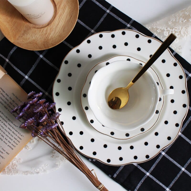Retro Black and White Polka Dot and Striped Teapots, Cups, Saucers and Plates - Premium Cups - Just €37.95! Shop now at San Rocco Italia