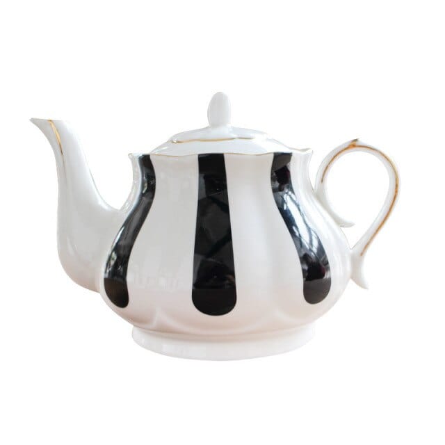 Retro Black and White Polka Dot and Striped Teapots, Cups, Saucers and Plates - Premium Cups - Just €37.95! Shop now at San Rocco Italia