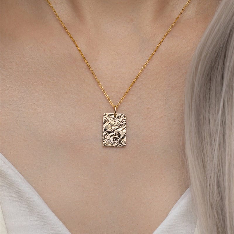 Custom Engraved Gold Necklace with Hammered Pendant | 14K Gold Filled - - San Rocco Italia
