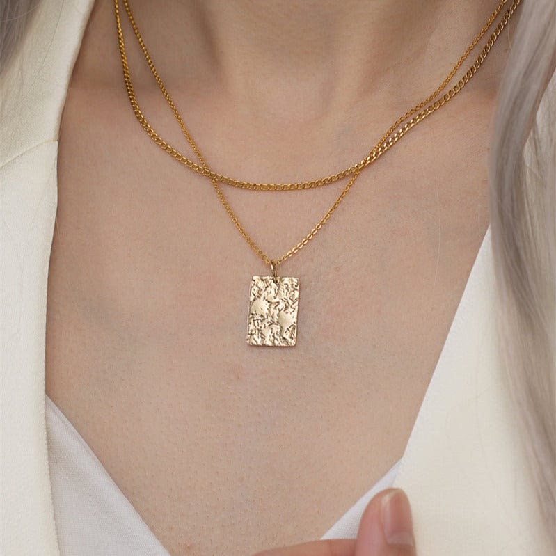 Custom Engraved Gold Necklace with Hammered Pendant | 14K Gold Filled - - San Rocco Italia