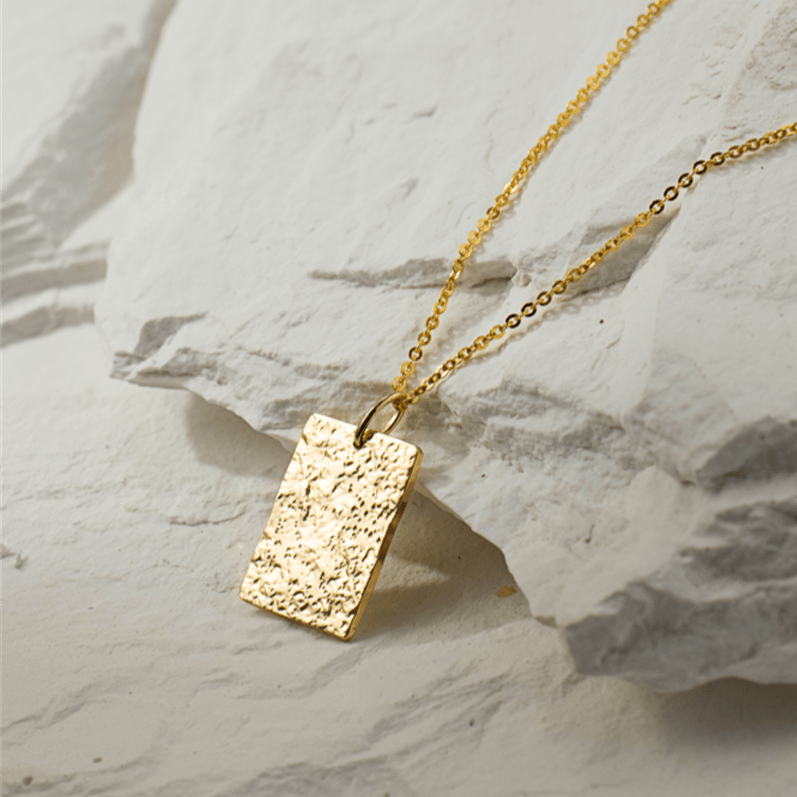 Custom Engraved Gold Necklace with Hammered Pendant | 14K Gold Filled - - San Rocco Italia