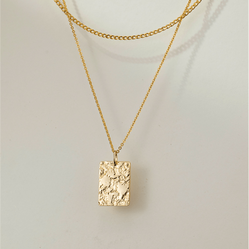 Custom Engraved Gold Necklace with Hammered Pendant | 14K Gold Filled - - San Rocco Italia