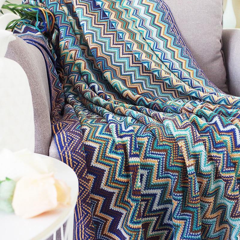 Soft Zig Zag Throw Blanket with Tassels - Premium Home - Just €49.95! Shop now at San Rocco Italia