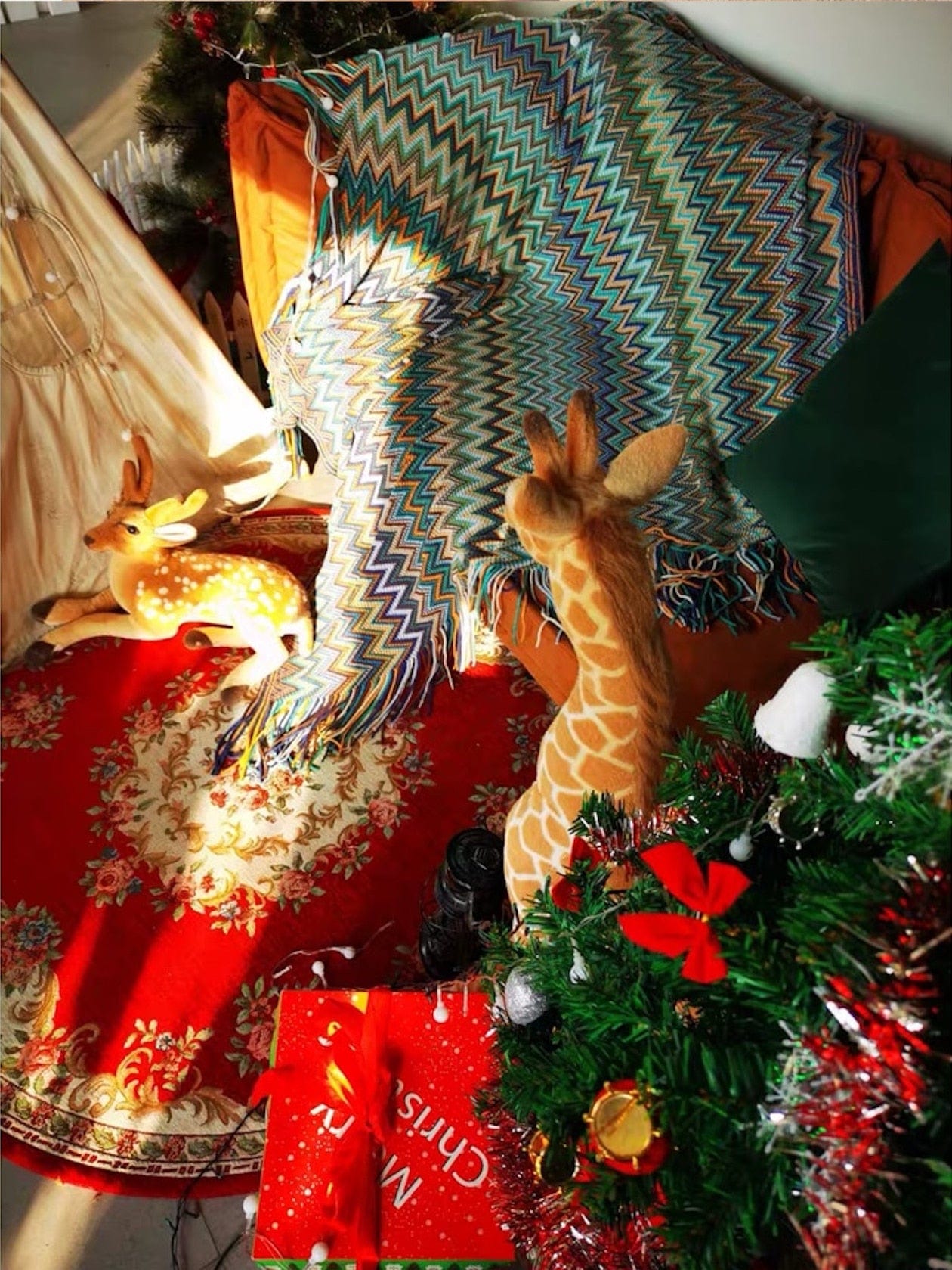 Soft Zig Zag Throw Blanket with Tassels - Premium Home - Just €49.95! Shop now at San Rocco Italia