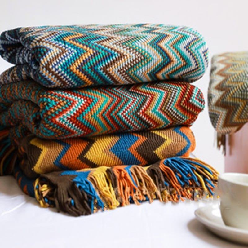 Soft Zig Zag Throw Blanket with Tassels - Premium Home - Just €49.95! Shop now at San Rocco Italia