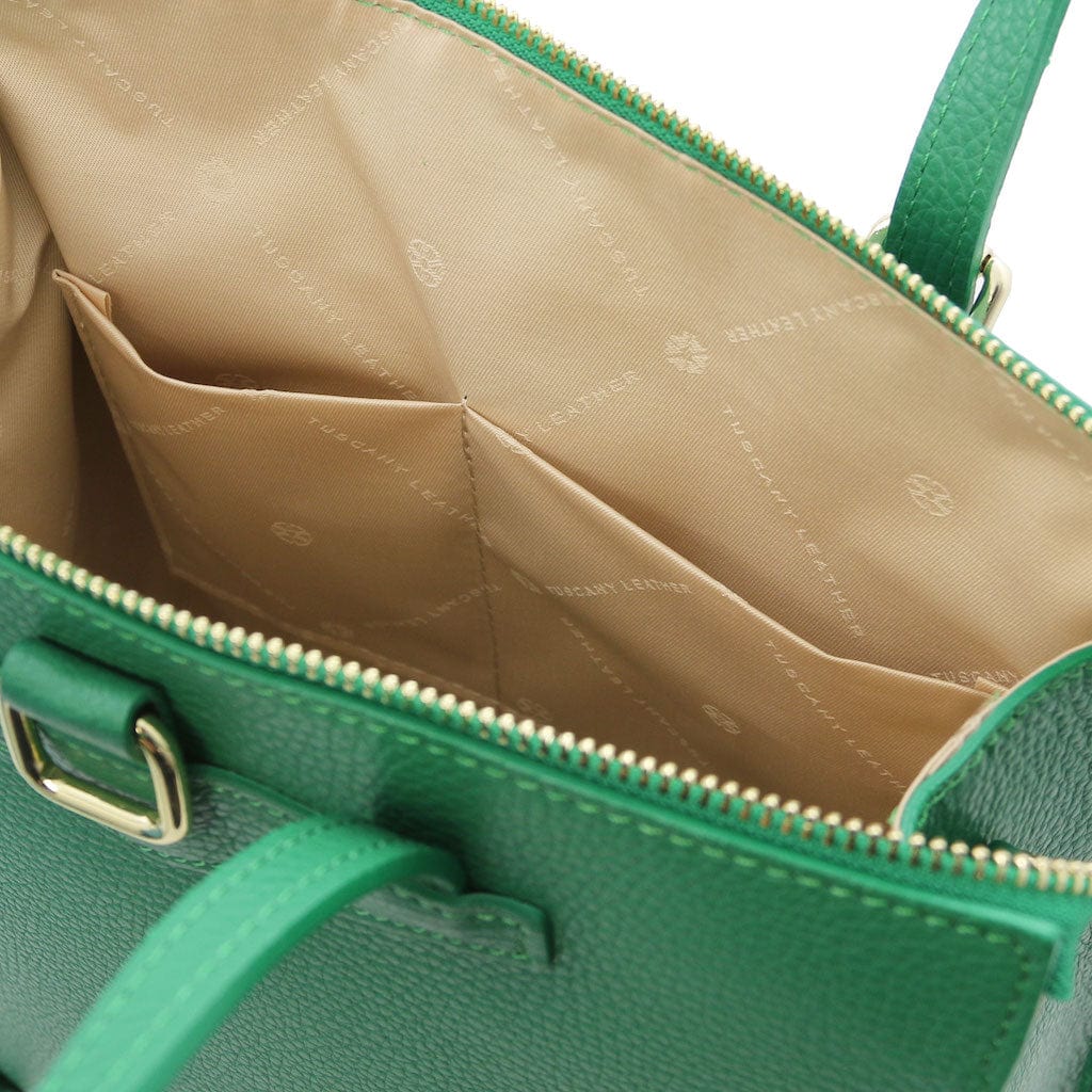 TL Bag - Damenrucksack aus italienischem Leder, wandelbar zur 2-in-1-Rucksack-/Schultertasche | TL142211 - Premium-Lederrucksäcke für Damen - Jetzt bei San Rocco Italia entdecken