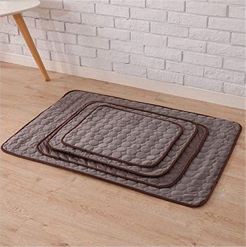 Pet Cooling Mat - XS to XXL - Premium - Just €8.95! Shop now at San Rocco Italia