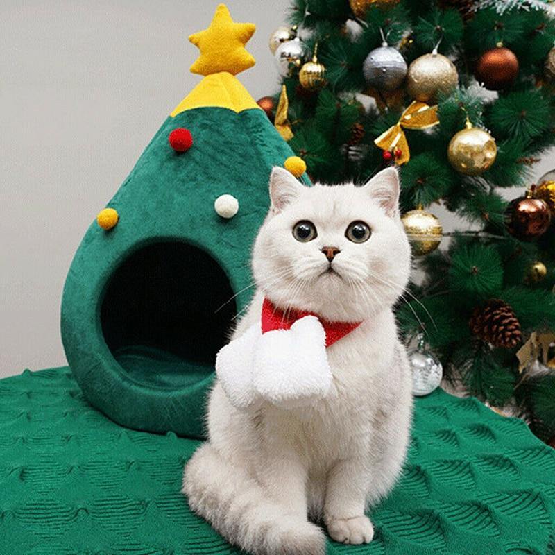 Cat bed 2025 christmas tree