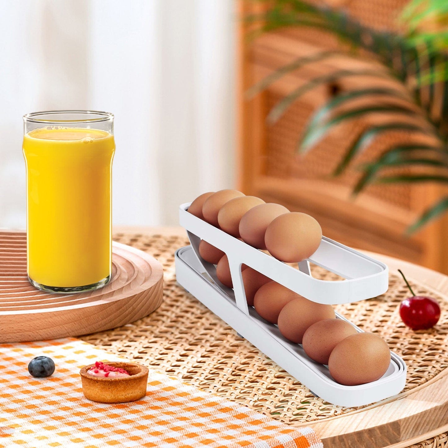 Space-Saving Roll Down Egg Dispenser - Premium Egg dispenser - Just €21.95! Shop now at San Rocco Italia