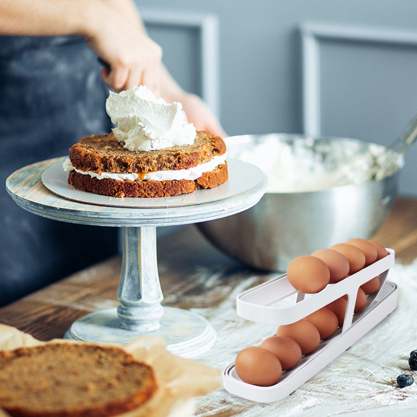Space-Saving Roll Down Egg Dispenser - Premium Egg dispenser - Just €21.95! Shop now at San Rocco Italia