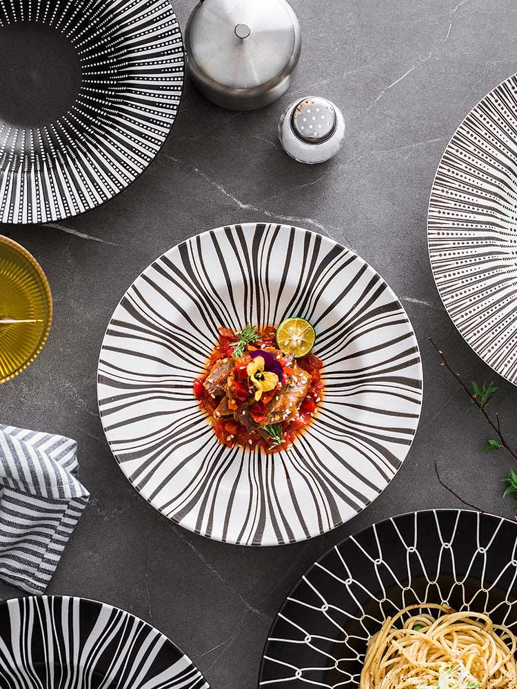 Black and White Geometric Ceramic Dessert/Salad and Dinner Plates | 21 cm and 27.5 cm - Premium Tableware - Just €34.95! Shop now at San Rocco Italia