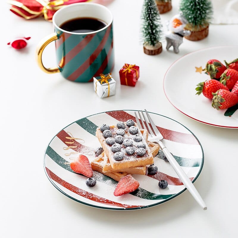 Ceramic Christmas Tableware - Plates, Coffee Mugs, and Bowls - Premium Tableware - Just €24.95! Shop now at San Rocco Italia