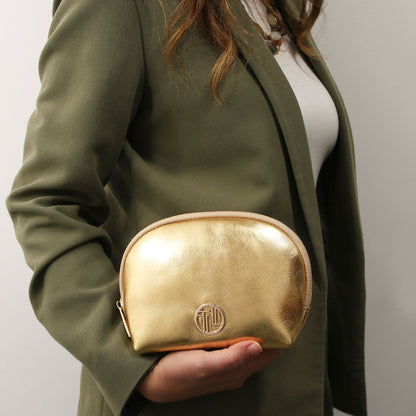 Vera - Soft metallic leather toiletry case | TL142520