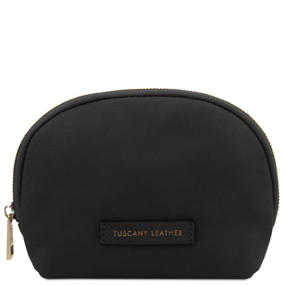 Vera - Vegetable-tanned leather toiletry case | TL142570