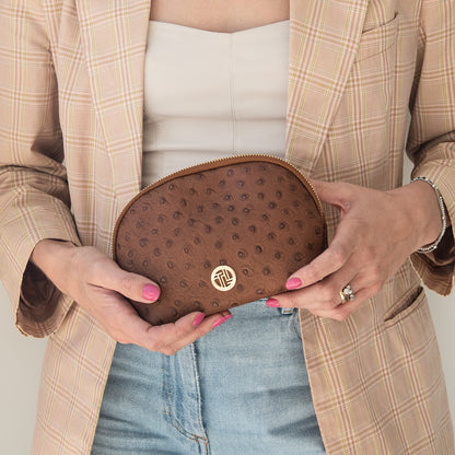 Vera - Leather toiletry case in ostrich-print leather