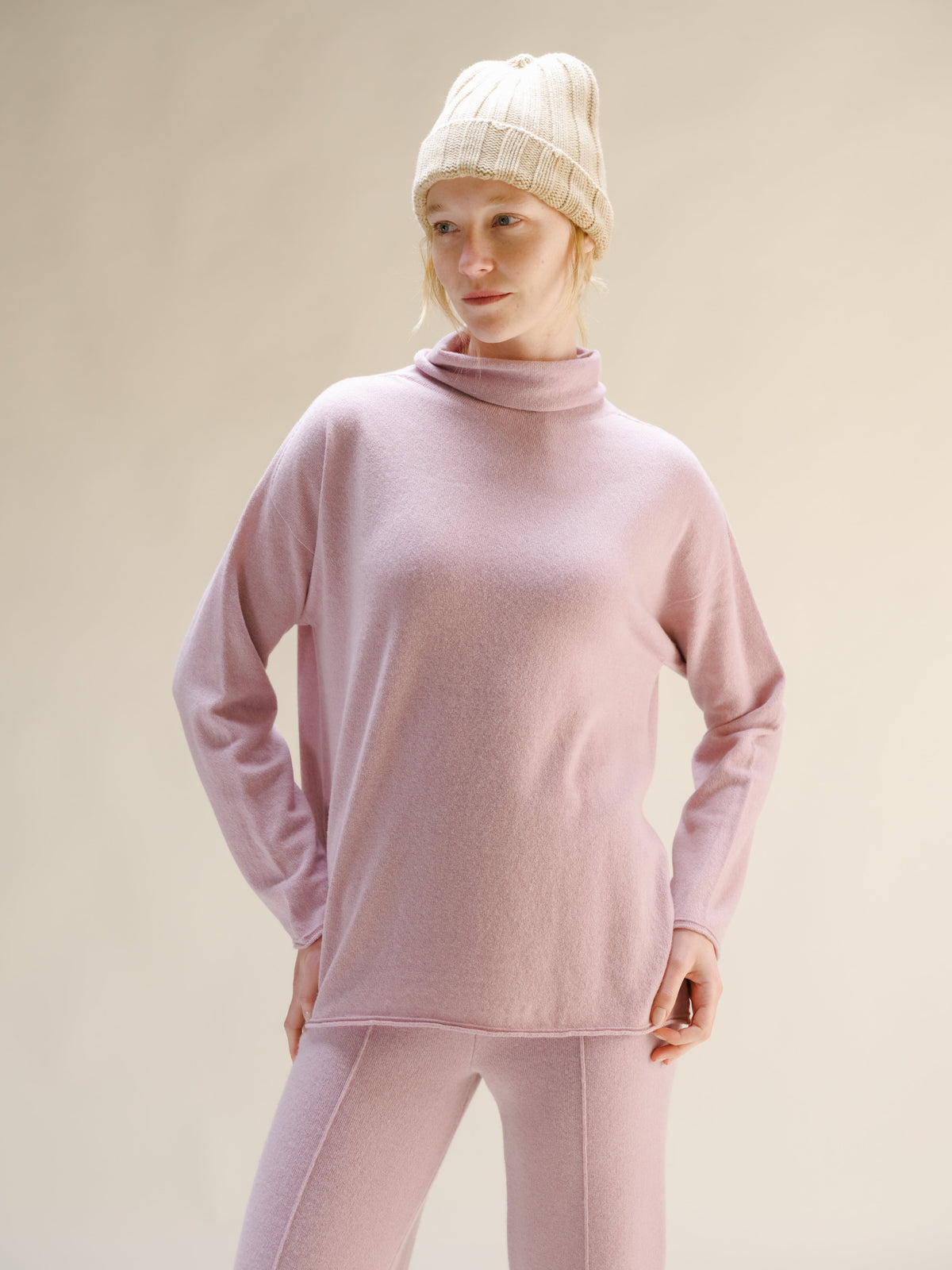 Berretto a coste larghe in misto cashmere
