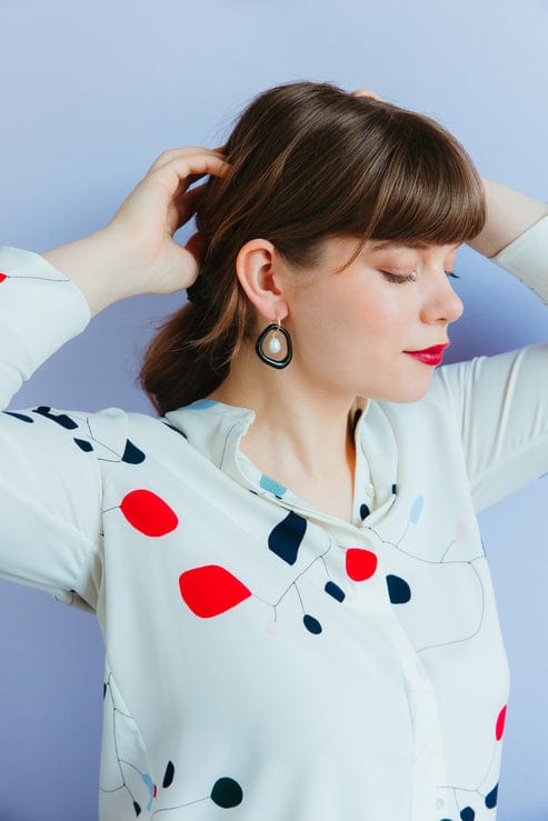 Earrings Arp Pearl and Porcelain Hoop Earrings - Black San Rocco Italia