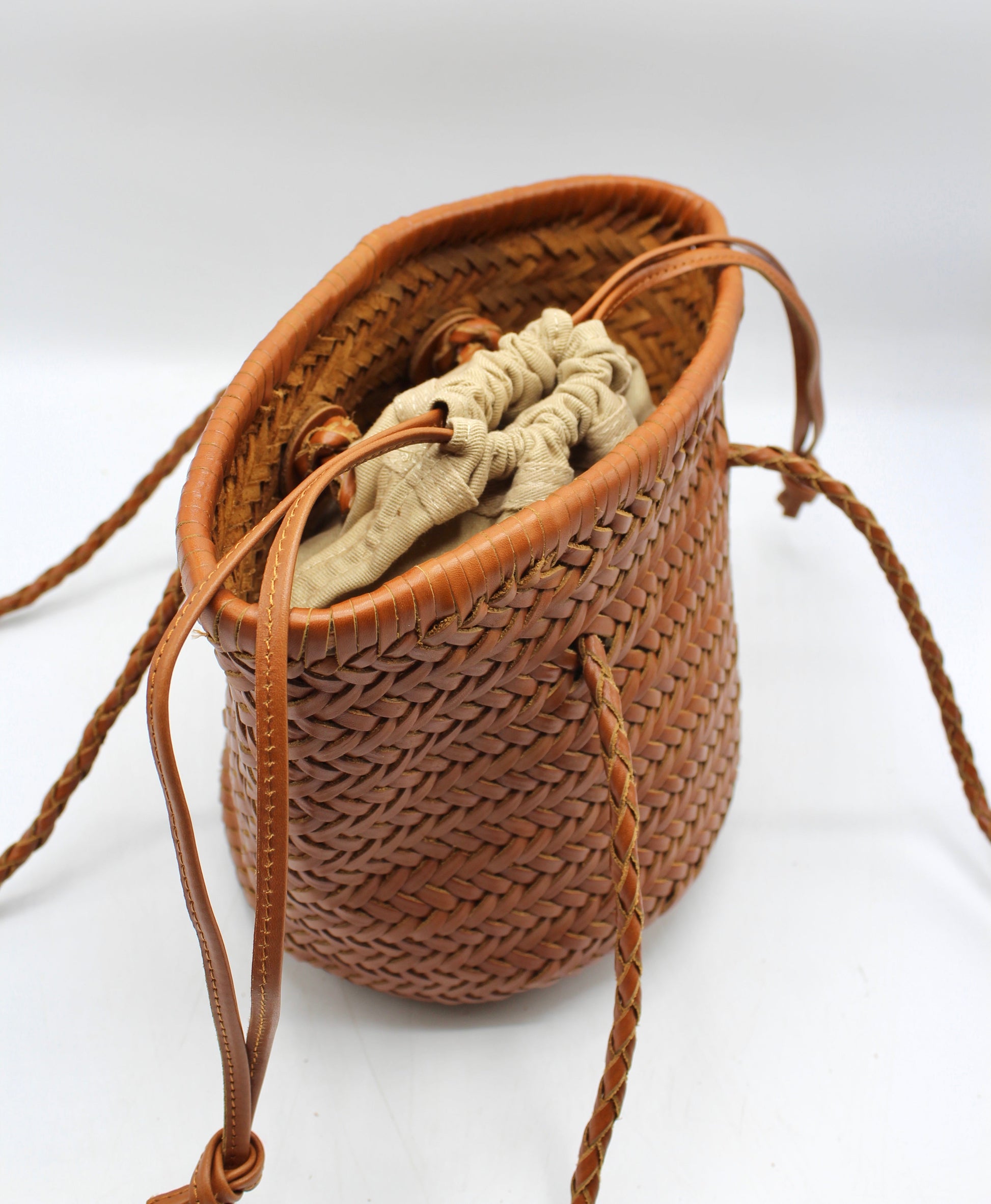 Handbag & Wallet Accessories Carmel- Hand Woven Leather Shoulder Bucket Bag Brown San Rocco Italia