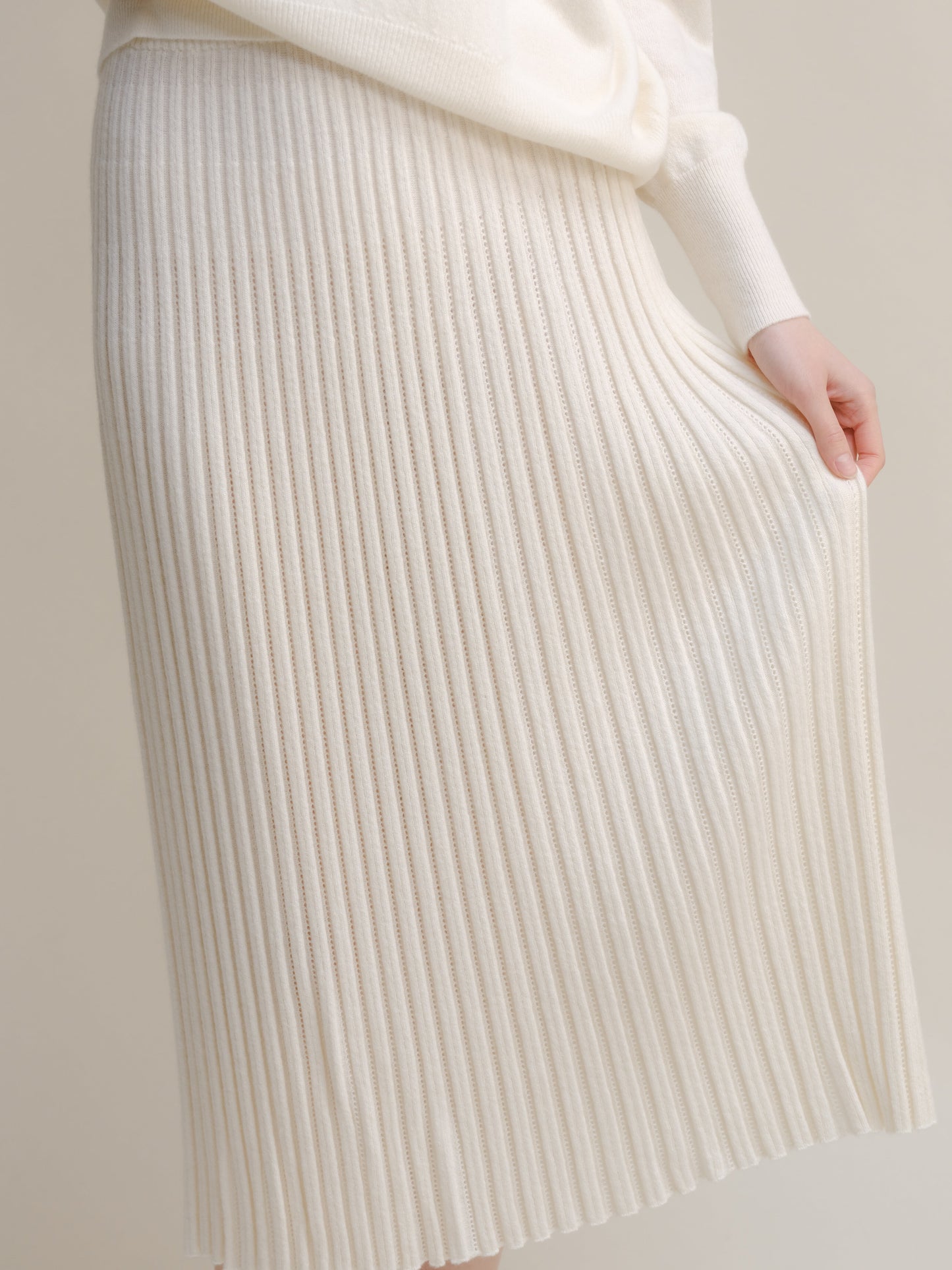 Cashmere Blend Perforated Skirt (3D-Knit)