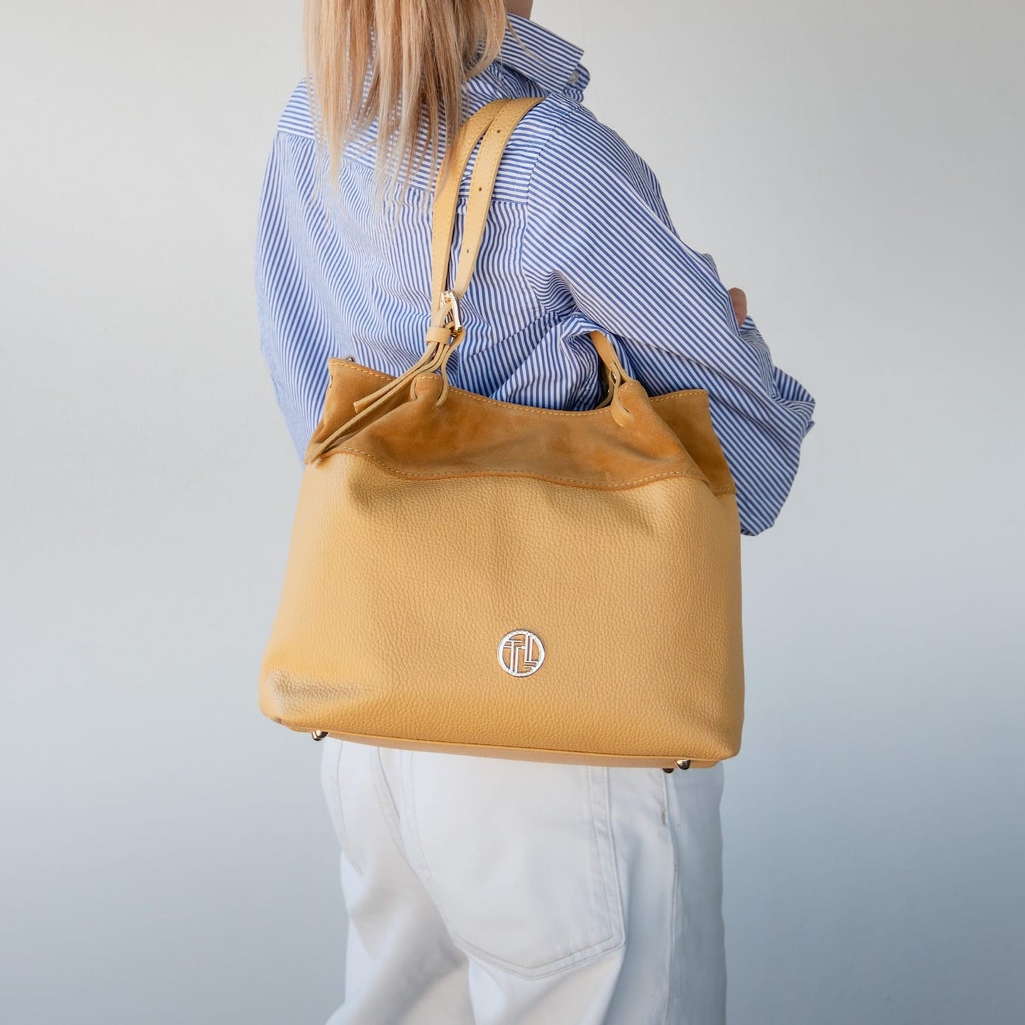 Diade - Soft Italian leather shopping bag | TL142587