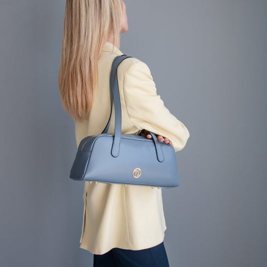 Eclaire - East-West Leather Shoulder Bag | TL142581