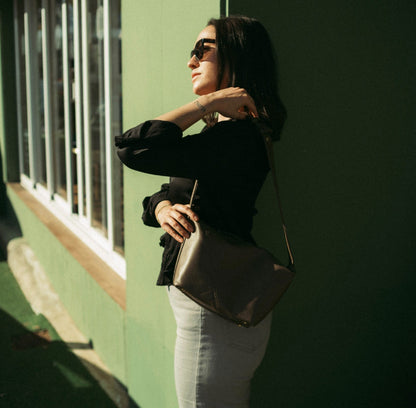 Handbag & Wallet Accessories Evy - Genuine Leather Pouch Shoulder Bag - Taupe San Rocco Italia