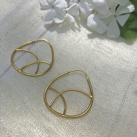 Geometric Gold Hoop Earrings from Peru - Premium Earrings - Shop now at San Rocco Italia