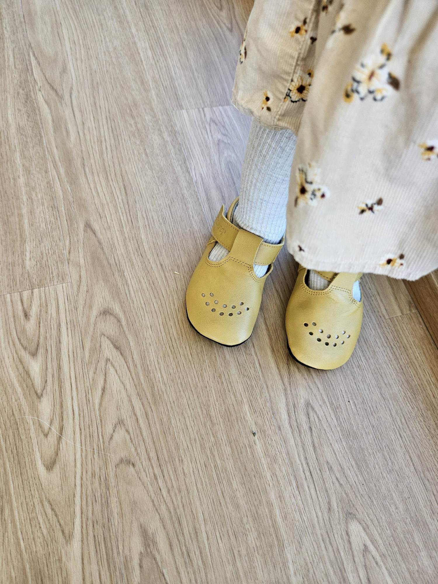 Kids' Slippers Mutsu - Yellow - Premium  - Shop now at San Rocco Italia