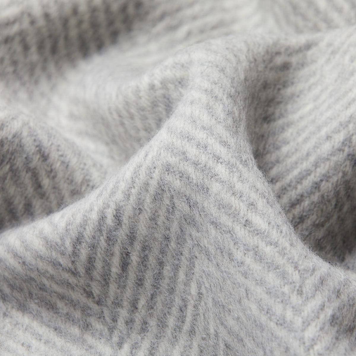 Natural Alpaca Wool Throw - Classic Fishbone - Premium  - Shop now at San Rocco Italia