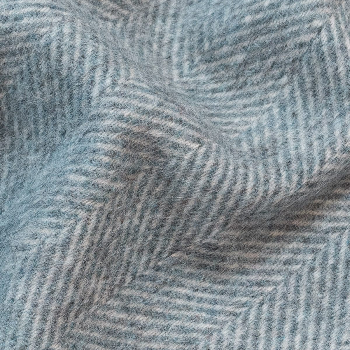 Natural Alpaca Wool Throw - Classic Fishbone - Premium  - Shop now at San Rocco Italia