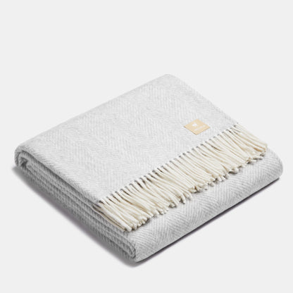 Natural Alpaca Wool Throw - Classic Fishbone - Premium  - Shop now at San Rocco Italia