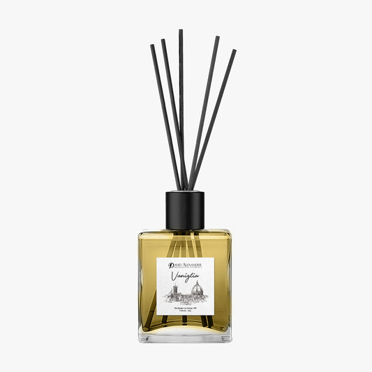Vaniglia room diffuser in a square glass bottle with black reeds