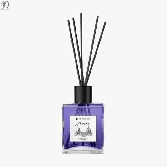 Profumatore per ambiente lavanda in flacone viola con bastoncini di bambù neri