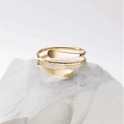 Handmade Hammered Spiral Ring | 14K Gold Filled - Premium Rings - Shop now at San Rocco Italia