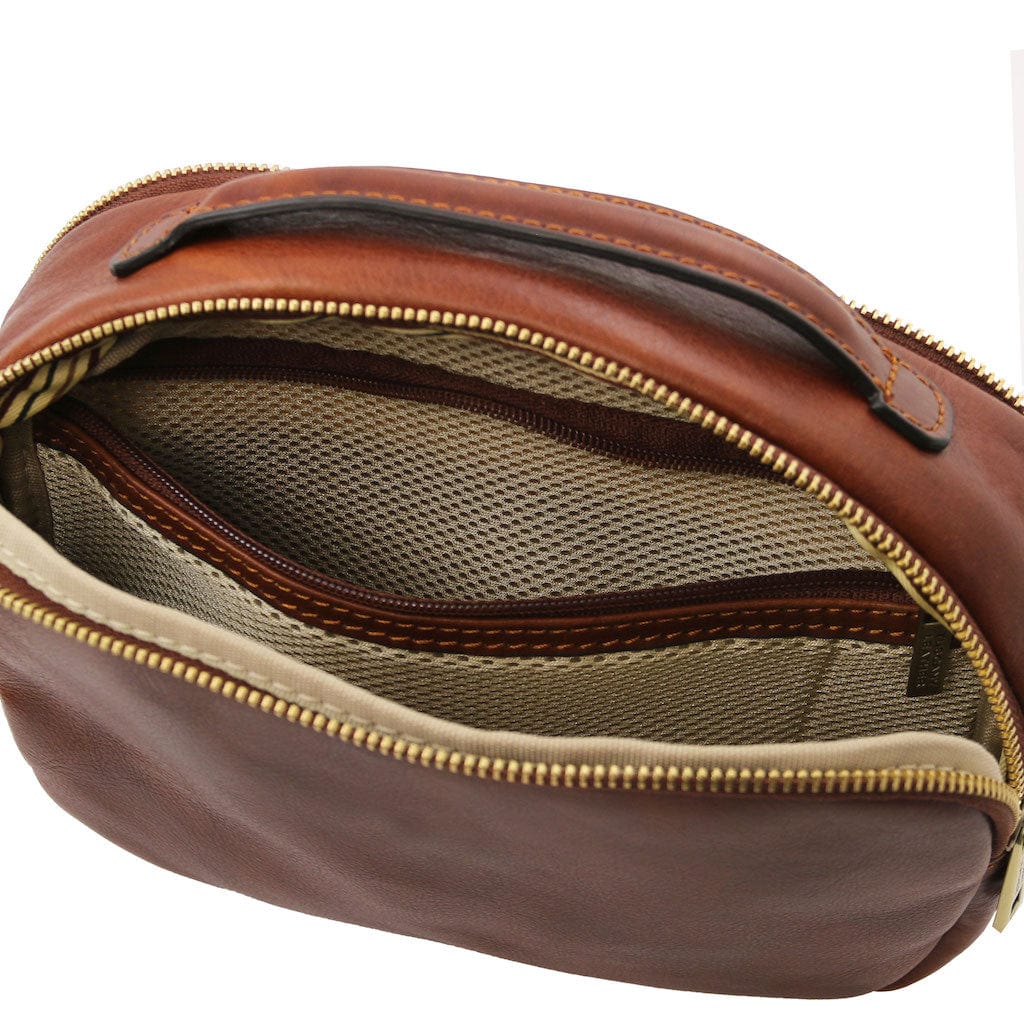 Marvin - Leather toiletry bag | TL142326 - Premium Travel leather accessories - Shop now at San Rocco Italia