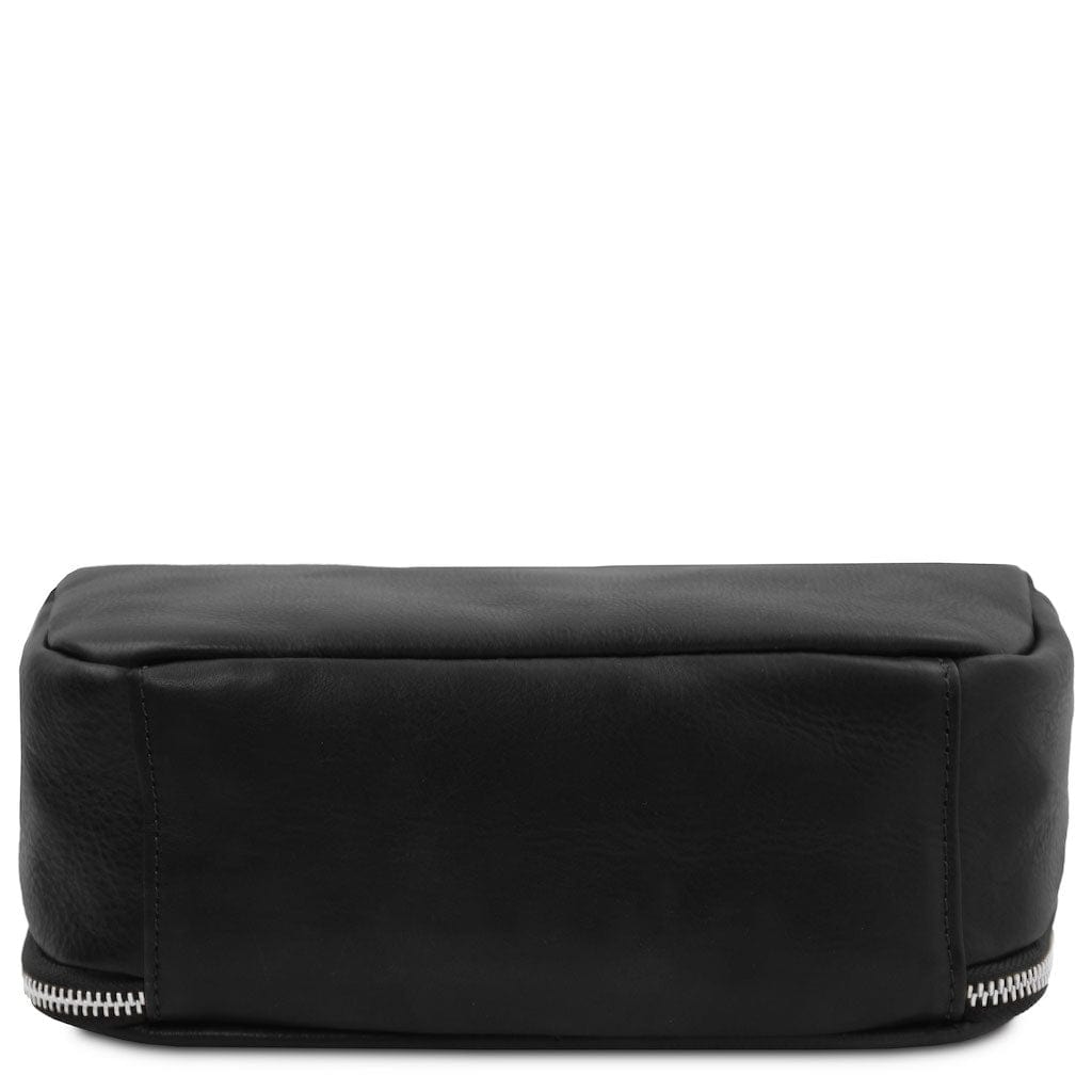 Marvin - Leather toiletry bag | TL142326 - Premium Travel leather accessories - Shop now at San Rocco Italia