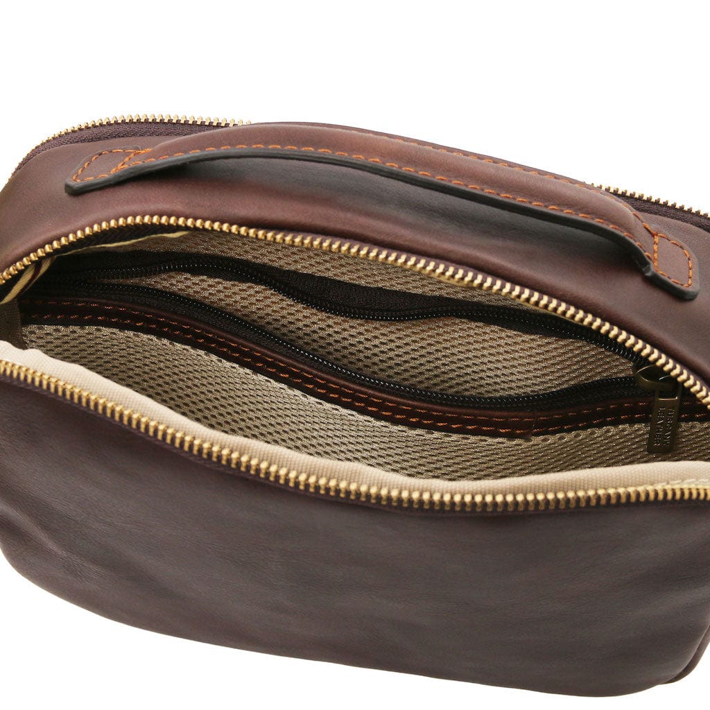 Marvin - Leather toiletry bag | TL142326 - Premium Travel leather accessories - Shop now at San Rocco Italia